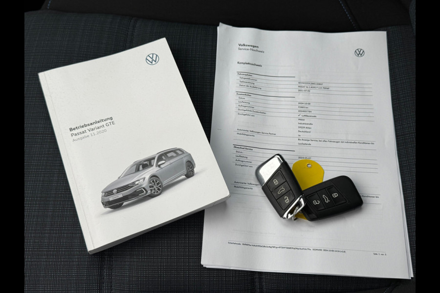 Volkswagen Passat Variant 1.4 TSI PHEV GTE * Trekhaak * Head-up Display * Matrix Led * Side Assist *