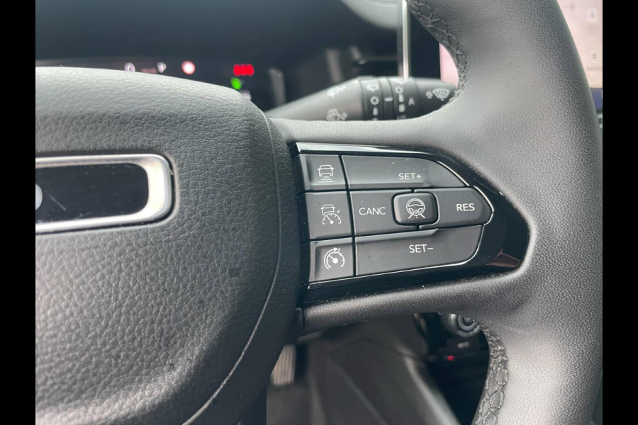 Jeep Compass 4xe 240 Plug-in Hybrid Electric Upland Jeep Compass 4xe 240 Plug-in Hybrid Electric Upland