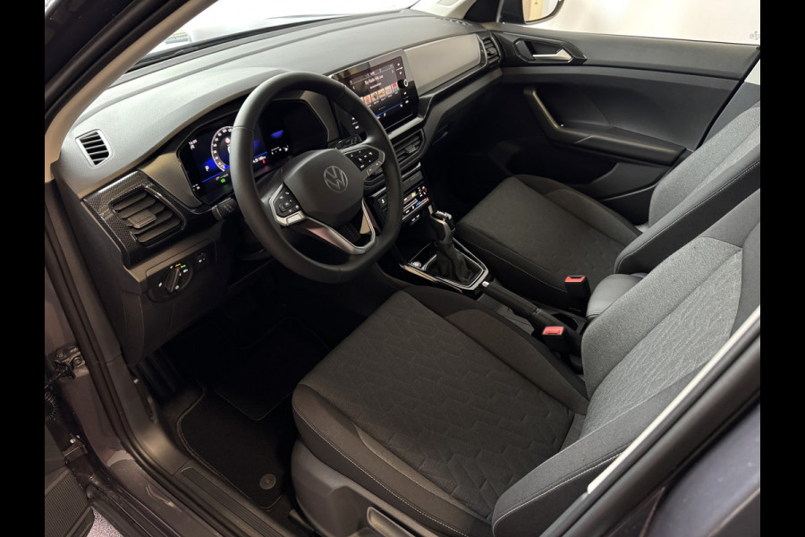 Volkswagen T-Cross 1.5 150PK LED V+A CAMERA DIG.COCKPIT PRO STOELVERW KEYLESS P-ASSIST NIEUWE MODEL "Volkswagen rijden begint bij Topautos.nl – 75 topmodellen direct op voorraad!"