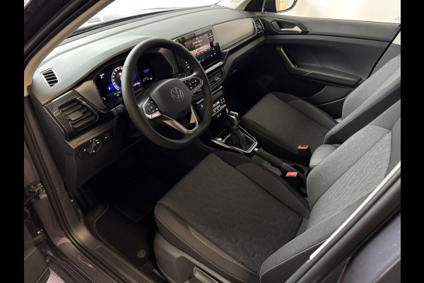 Volkswagen T-Cross 1.5 150PK LED V+A CAMERA DIG.COCKPIT PRO STOELVERW KEYLESS P-ASSIST NIEUWE MODEL "Volkswagen rijden begint bij Topautos.nl – 75 topmodellen direct op voorraad!"