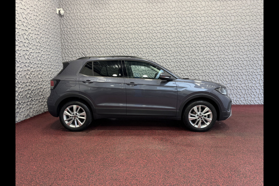 Volkswagen T-Cross 1.5 150PK LED V+A CAMERA DIG.COCKPIT PRO STOELVERW KEYLESS P-ASSIST NIEUWE MODEL "Volkswagen rijden begint bij Topautos.nl – 75 topmodellen direct op voorraad!"