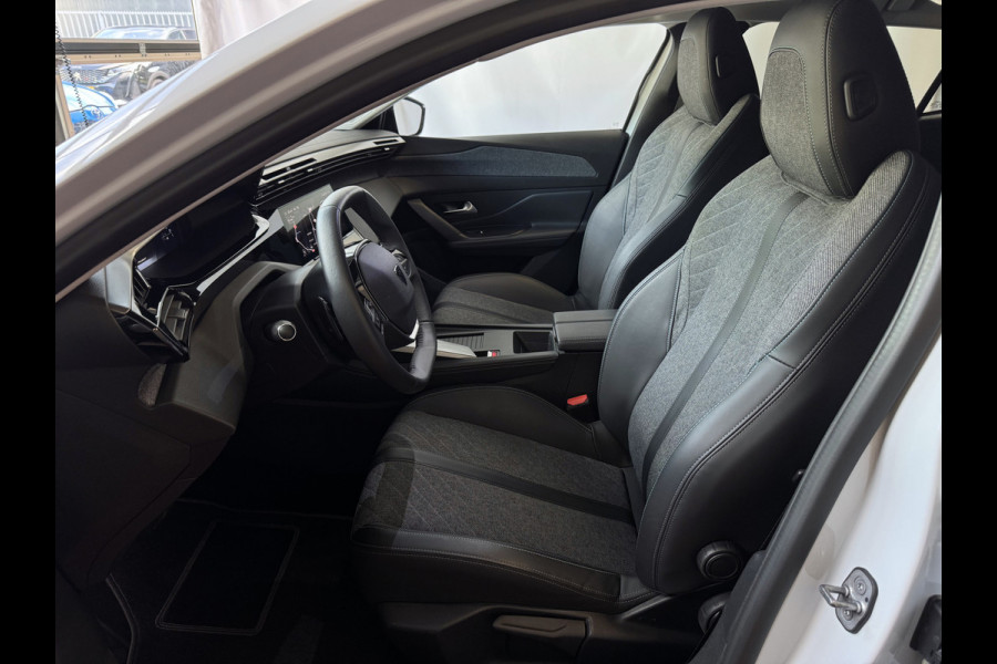 Peugeot 408 ALLURE 130 PK EAT8 NAVI 180. CAMERA LED HALF LEER