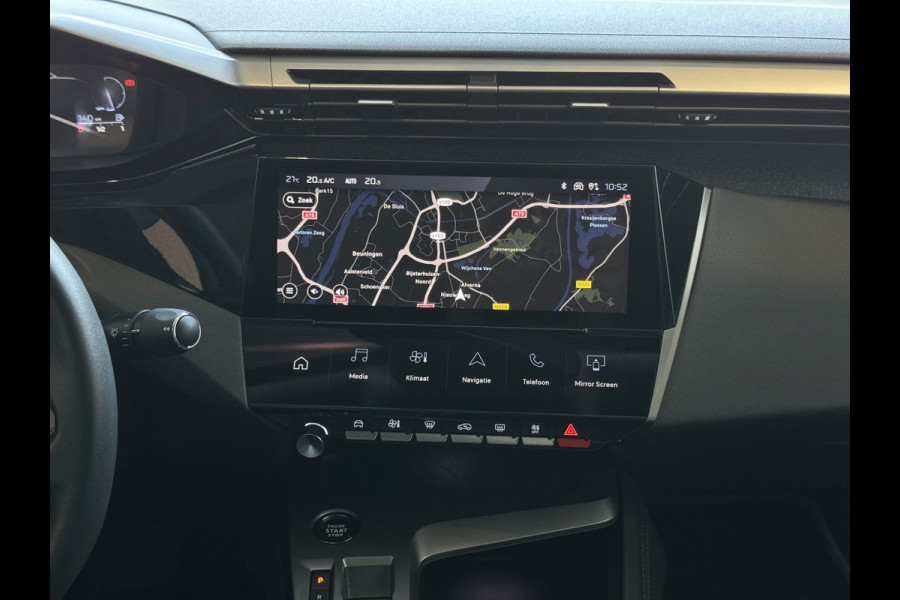 Peugeot 408 ALLURE 130 PK EAT8 NAVI 180. CAMERA LED HALF LEER