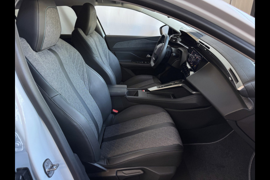 Peugeot 408 ALLURE 130 PK EAT8 NAVI 180. CAMERA LED HALF LEER