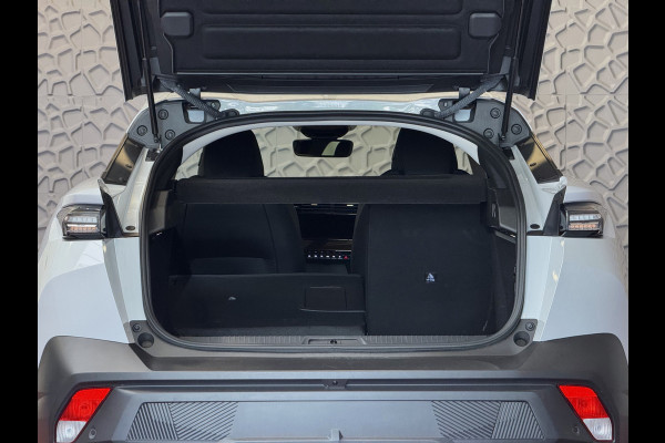 Peugeot 408 ALLURE 130 PK EAT8 NAVI 180. CAMERA LED HALF LEER