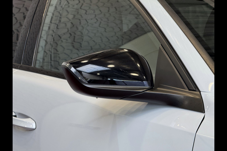 Peugeot 408 ALLURE 130 PK EAT8 NAVI 180. CAMERA LED HALF LEER