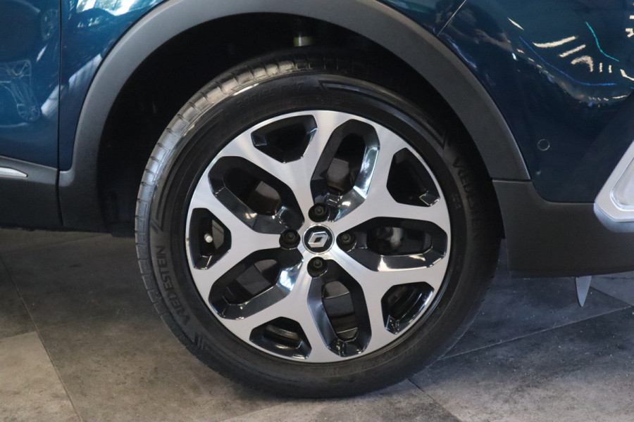 Renault Captur 1.2 TCe Intens Parkeerhulp Camera Elec ramen + spiegels Privacy glass Renault Captur 1.2 TCe Intens Parkeerhulp Camera Elec ramen + spiegels Privacy glass