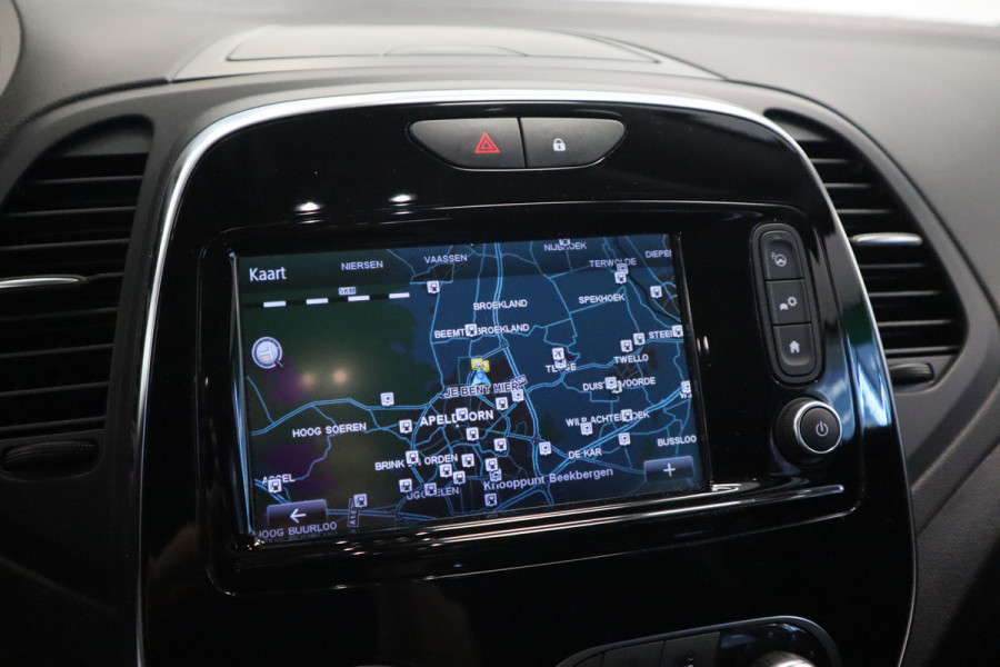 Renault Captur 1.2 TCe Intens Parkeerhulp Camera Elec ramen + spiegels Privacy glass Renault Captur 1.2 TCe Intens Parkeerhulp Camera Elec ramen + spiegels Privacy glass