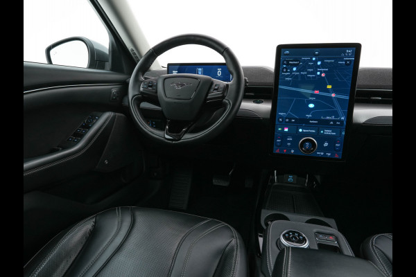 Ford Mustang Mach-E RWD 75 kWh [ 3-Fase ] {SOH-94%} (INCL-BTW) *PANO | LUXURY-LEATHER | ADAPTIVE-CRUISE | BANG&OLUFSEN | MEMORY-PACK | TOP-VIEW | FULL-LED | BLIND-SPOT | DAB+ | DIGI-COCKPIT | KEYLESS | NAVI-FULLMAP | CARPLAY | COMFORT-SEATS |