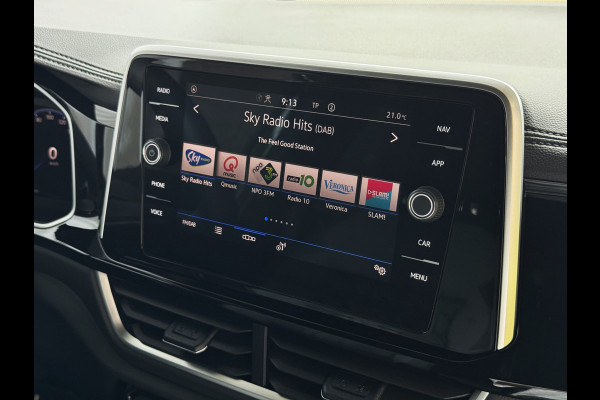 Volkswagen T-Roc ✅ NIEUWE AUTO ✅ 1.5 TSI DSG 2025 R-LINE 150PK AFN.TREKHAAK IQ LIGHT ALCANTARA ELEK.KLEP CARPLAY STOEL/STUUR VERW. 19"LMV VIR.COC 2025 RLINE R LINE ✅Top Auto's Wijchen , 30 Jaar Specialist in Volkswagen  : Alle Type's : R-Line Edition / Style / First Edition / Highline / Life , Zowel PHEV / HEV / MHEV / Benzine ✅