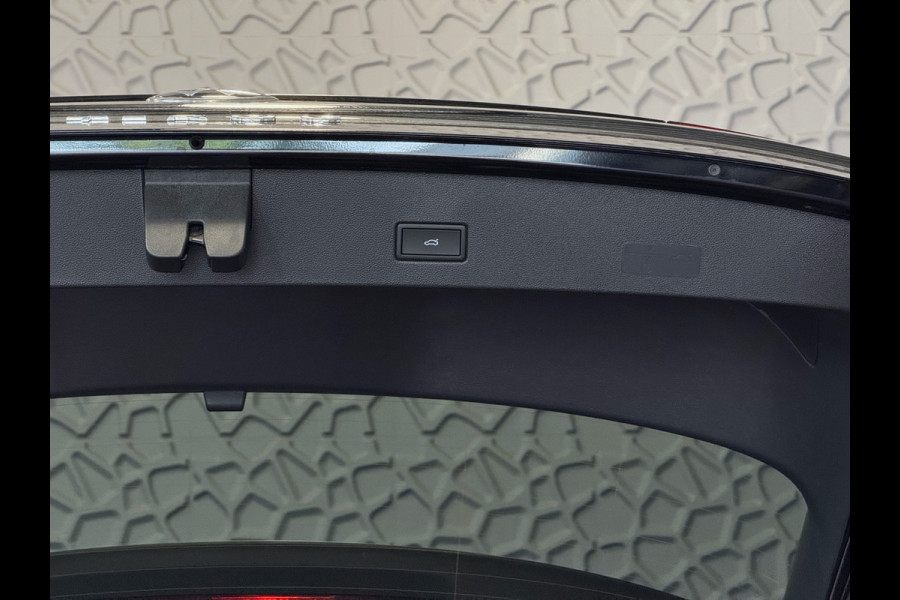 Volkswagen T-Roc ✅ NIEUWE AUTO ✅ 1.5 TSI DSG 2025 R-LINE 150PK AFN.TREKHAAK IQ LIGHT ALCANTARA ELEK.KLEP CARPLAY STOEL/STUUR VERW. 19"LMV VIR.COC 2025 RLINE R LINE ✅Top Auto's Wijchen , 30 Jaar Specialist in Volkswagen  : Alle Type's : R-Line Edition / Style / First Edition / Highline / Life , Zowel PHEV / HEV / MHEV / Benzine ✅