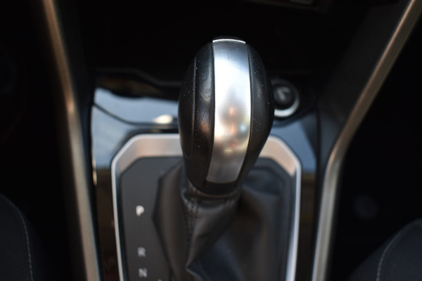 Volkswagen T-Roc 1.5 TSI 150PK DSG Style NAVI/PDC/CARPLAY