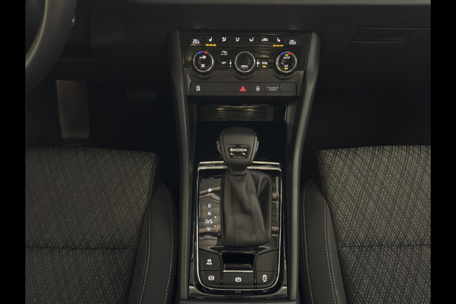 Škoda Karoq 1.5 TSI 150 PK CARPLAY NAVI VIR.COCKPIT STOEL/STUUR VERW. ADAP.CRUISE 2024