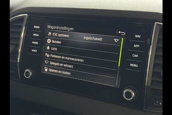 Škoda Karoq 1.5 TSI 150 PK CARPLAY NAVI VIR.COCKPIT STOEL/STUUR VERW. ADAP.CRUISE 2024
