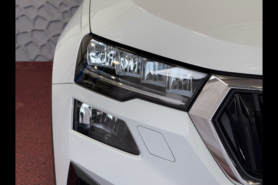 Škoda Karoq 1.5 TSI 150 PK CARPLAY NAVI VIR.COCKPIT STOEL/STUUR VERW. ADAP.CRUISE 2024