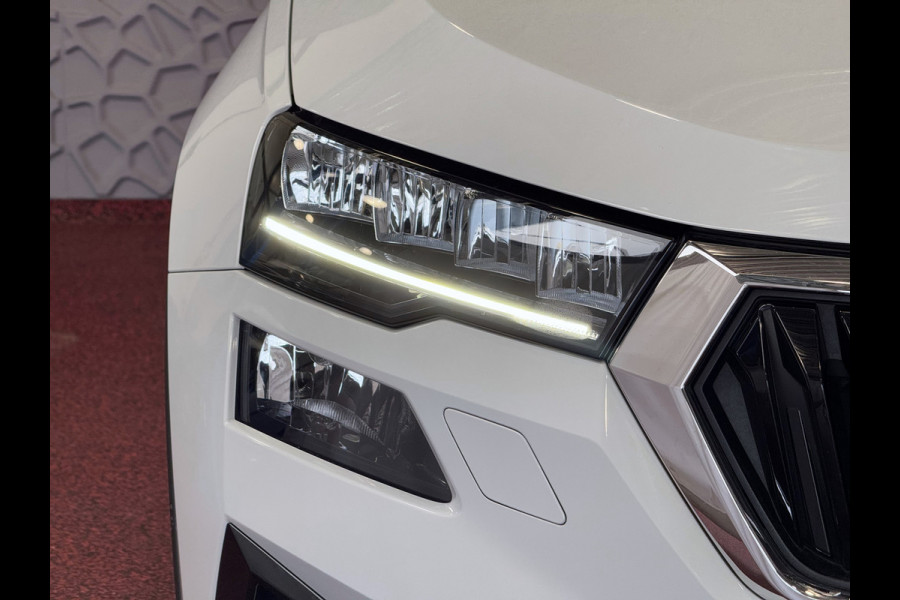 Škoda Karoq 1.5 TSI 150 PK CARPLAY NAVI VIR.COCKPIT STOEL/STUUR VERW. ADAP.CRUISE 2024