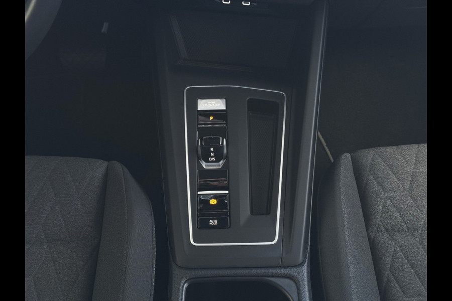 Volkswagen Golf ✅1.5eTSI 150 PK✅ EDITION LED CARPLAY NAVI CAMERA STOEL/STUUR VERW KEYLESS MHEV "Volkswagen rijden begint bij Topautos.nl – 75 topmodellen direct op voorraad!"