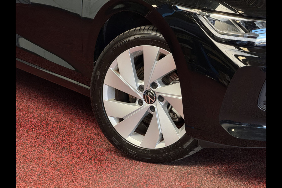 Volkswagen Golf ✅1.5eTSI 150 PK✅ EDITION LED CARPLAY NAVI CAMERA STOEL/STUUR VERW KEYLESS MHEV "Volkswagen rijden begint bij Topautos.nl – 75 topmodellen direct op voorraad!"