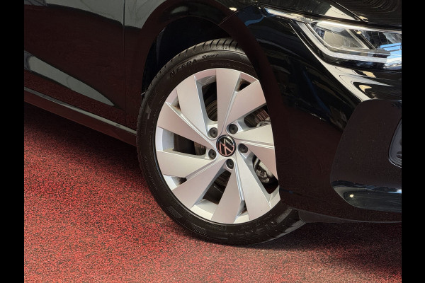 Volkswagen Golf ✅1.5eTSI 150 PK✅ EDITION LED CARPLAY NAVI CAMERA STOEL/STUUR VERW KEYLESS MHEV "Volkswagen rijden begint bij Topautos.nl – 75 topmodellen direct op voorraad!"