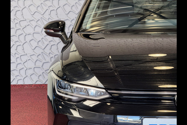 Volkswagen Golf ✅1.5eTSI 150 PK✅ EDITION LED CARPLAY NAVI CAMERA STOEL/STUUR VERW KEYLESS MHEV "Volkswagen rijden begint bij Topautos.nl – 75 topmodellen direct op voorraad!"