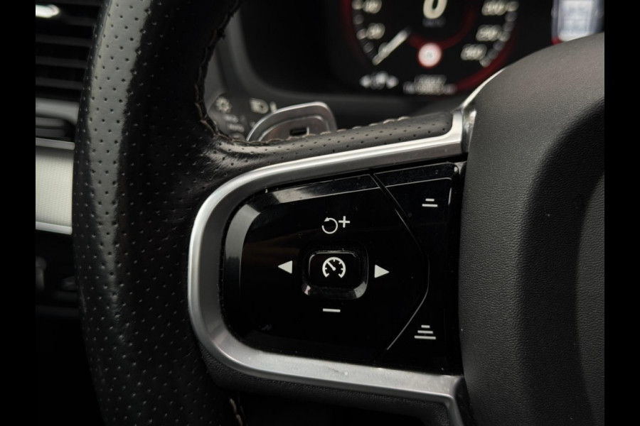 Volvo XC90 2.0 T8 TE AWD R-Des. 392pk PANO CR CONTROL CAMERA NAVI ECC Volvo XC90 2.0 T8 TE AWD R-Des. 392pk PANO CR CONTROL CAMERA NAVI ECC
