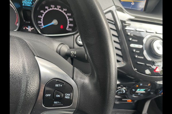 Ford EcoSport 1.5 Ti-VCT Titanium Achteruitrijcamera - Airco - Parkeersensoren achter - Keyless entry - Navigatie full map - dakrails - Mistlampen voor - Licht metalen velgen 16 inch - stuur leder Ford EcoSport 1.5 Ti-VCT Titanium Achteruitrijcamera - Airco - Parkeersensoren achter - Keyless entry - Navigatie full map - dakrails - Mistlampen voor - Licht metalen velgen 16 inch - stuur leder