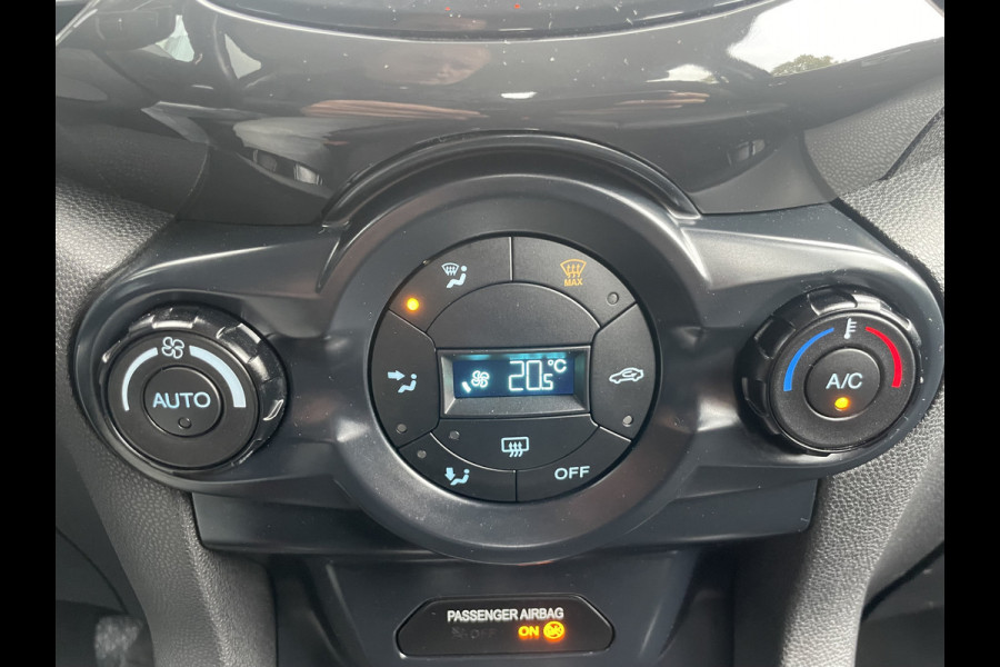 Ford EcoSport 1.5 Ti-VCT Titanium Achteruitrijcamera - Airco - Parkeersensoren achter - Keyless entry - Navigatie full map - dakrails - Mistlampen voor - Licht metalen velgen 16 inch - stuur leder Ford EcoSport 1.5 Ti-VCT Titanium Achteruitrijcamera - Airco - Parkeersensoren achter - Keyless entry - Navigatie full map - dakrails - Mistlampen voor - Licht metalen velgen 16 inch - stuur leder