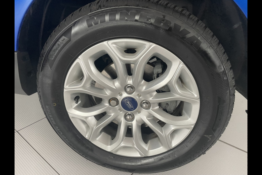 Ford EcoSport 1.5 Ti-VCT Titanium Achteruitrijcamera - Airco - Parkeersensoren achter - Keyless entry - Navigatie full map - dakrails - Mistlampen voor - Licht metalen velgen 16 inch - stuur leder Ford EcoSport 1.5 Ti-VCT Titanium Achteruitrijcamera - Airco - Parkeersensoren achter - Keyless entry - Navigatie full map - dakrails - Mistlampen voor - Licht metalen velgen 16 inch - stuur leder