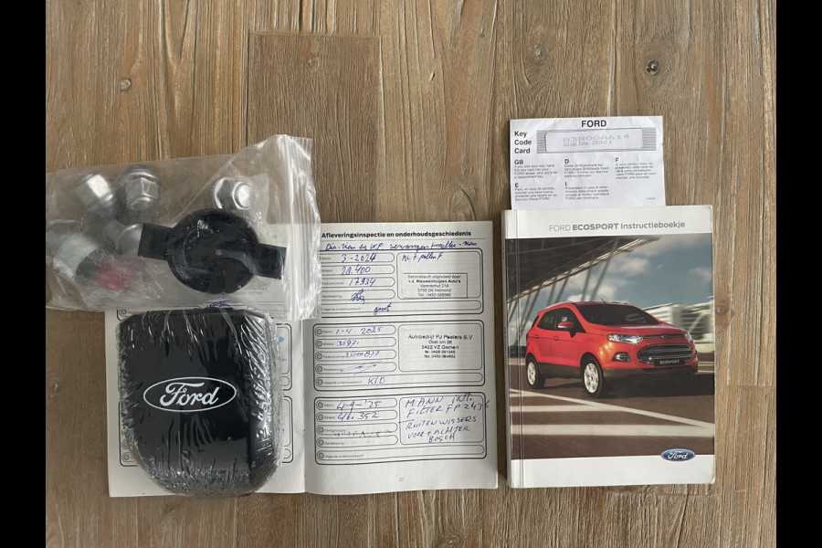 Ford EcoSport 1.5 Ti-VCT Titanium Achteruitrijcamera - Airco - Parkeersensoren achter - Keyless entry - Navigatie full map - dakrails - Mistlampen voor - Licht metalen velgen 16 inch - stuur leder Ford EcoSport 1.5 Ti-VCT Titanium Achteruitrijcamera - Airco - Parkeersensoren achter - Keyless entry - Navigatie full map - dakrails - Mistlampen voor - Licht metalen velgen 16 inch - stuur leder