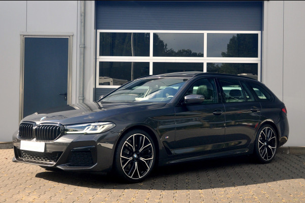 BMW 5 Serie Touring 518d High Executive Edition Automaat | M-Sport | Panoramadak | Comfortstoelen