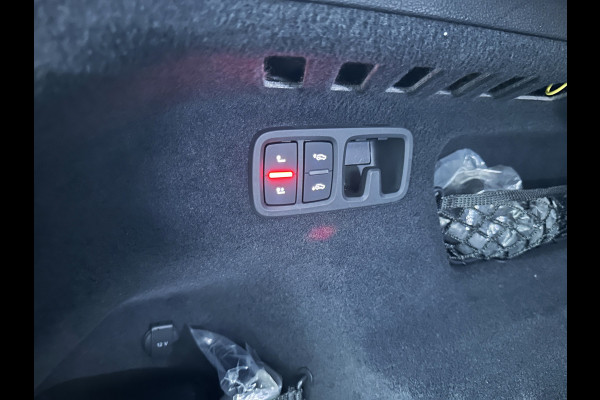 Audi Q8 60e 462pk Competition Plus | RS Seats | ACC | Panodak | 360 Camera | Nachtzicht | Softclose | 64700,= EX BTW | Headup | 2x Memory | Bank & Stuurverwarming | 22"| Trekhaak | Carplay | Standverwaming | Matrix Led | Lane & Side assist | Isolatieglas | Bovag Garantie.