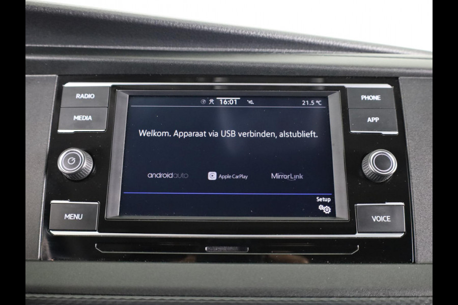 Volkswagen Transporter 2.0 TDI L2H3 28 110 PK | Verlengde garantie | Navigatie via app | Trekhaak | Parkeersensoren | Cruise control | Volkswagen Transporter 2.0 TDI L2H3 28 110 PK | Verlengde garantie | Navigatie via app | Trekhaak | Parkeersensoren | Cruise control |