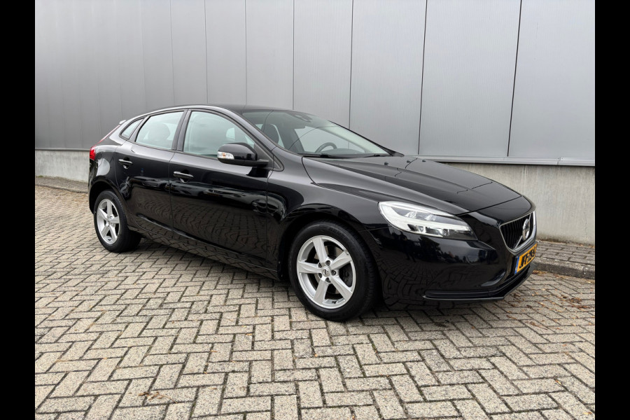 Volvo V40 2.0 T2 Inscription / Navigatie