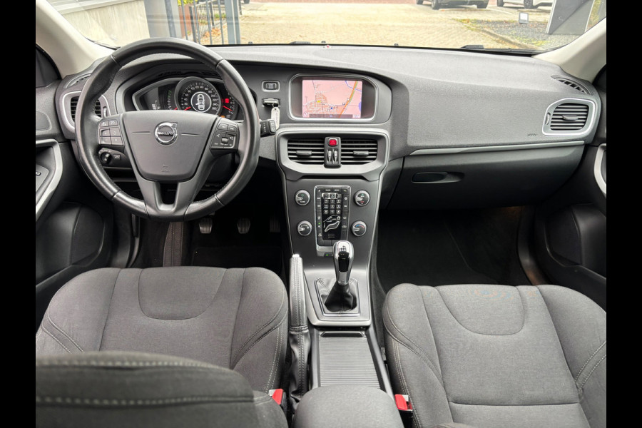 Volvo V40 2.0 T2 Inscription / Navigatie