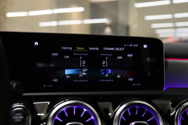 Mercedes-Benz A-Klasse AMG 35 4MATIC PANO/CAM/BURM/BLINDESPOT/NIGHTPAKET/BOMVOL