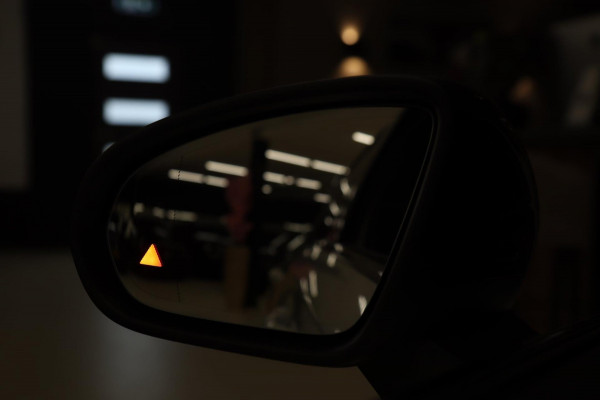 Mercedes-Benz A-Klasse AMG 35 4MATIC PANO/CAM/BURM/BLINDESPOT/NIGHTPAKET/BOMVOL