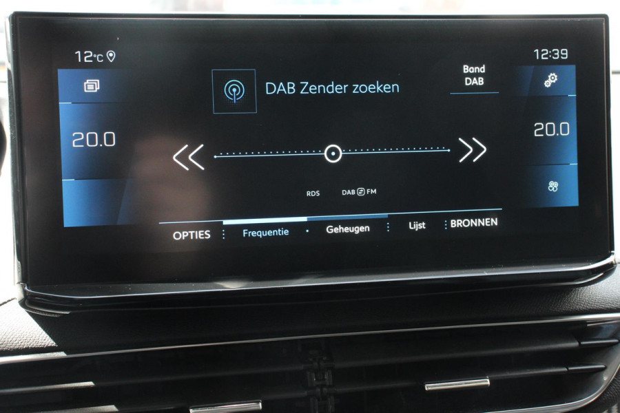Peugeot 3008 1.2 PureTech 130pk Automaat Allure Navigatie Climate Control Parkeer sensoren Camera