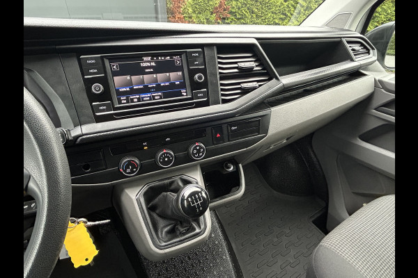 Volkswagen Transporter 2.0 TDI COMFORTLINE / L2H1 / 53.418 KM !! / SORTIMO INRICHTING / 1e EIG. / CAMERA / AIRCO / CRUISE / APPLE CARPLAY / PDC Volkswagen Transporter 2.0 TDI COMFORTLINE / L2H1 / 53.418 KM !! / SORTIMO INRICHTING / 1e EIG. / CAMERA / AIRCO / CRUISE / APPLE CARPLAY / PDC