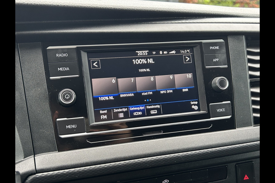 Volkswagen Transporter 2.0 TDI COMFORTLINE / L2H1 / 53.418 KM !! / SORTIMO INRICHTING / 1e EIG. / CAMERA / AIRCO / CRUISE / APPLE CARPLAY / PDC Volkswagen Transporter 2.0 TDI COMFORTLINE / L2H1 / 53.418 KM !! / SORTIMO INRICHTING / 1e EIG. / CAMERA / AIRCO / CRUISE / APPLE CARPLAY / PDC