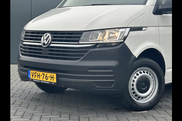 Volkswagen Transporter 2.0 TDI COMFORTLINE / L2H1 / 53.418 KM !! / SORTIMO INRICHTING / 1e EIG. / CAMERA / AIRCO / CRUISE / APPLE CARPLAY / PDC Volkswagen Transporter 2.0 TDI COMFORTLINE / L2H1 / 53.418 KM !! / SORTIMO INRICHTING / 1e EIG. / CAMERA / AIRCO / CRUISE / APPLE CARPLAY / PDC