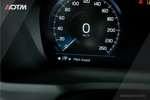 Volvo XC90 2.0 T8 AWD Inscription Intro | VOL | Luchtvering | Trekhaak | Panoramadak Volvo XC90 2.0 T8 AWD Inscription Intro | VOL | Luchtvering | Trekhaak | Panoramadak