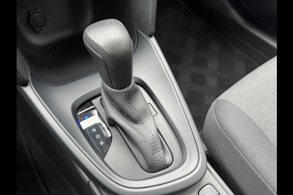 Toyota Yaris Cross 1.5 Hybrid Active Plus | 17 inch Lichtmetalen velgen, Apple CarPlay/Android Auto, Parkeercamera, Adaptive cruise control