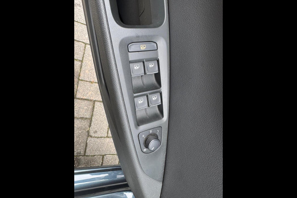 Seat Leon 1.5 TSI FR Ultimate Edition Black /Virtual /Pano Seat Leon 1.5 TSI FR Ultimate Edition Black /Virtual /Pano