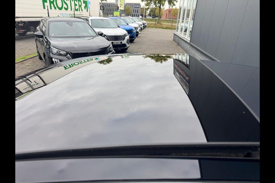 Seat Leon 1.5 TSI FR Ultimate Edition Black /Virtual /Pano Seat Leon 1.5 TSI FR Ultimate Edition Black /Virtual /Pano