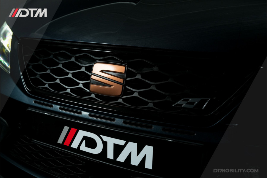 Seat León ST 2.0TSI 4DRIVE CUPRA Ultimate | VOL | Maxton | Panoramadak Seat León ST 2.0TSI 4DRIVE CUPRA Ultimate | VOL | Maxton | Panoramadak