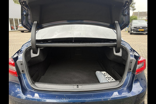 Renault Talisman 1.6 TCe Intens 150pk Automaat Trekhaak | 4Control | BOSE Audio | Dodehoeksensoren | Navigatie | Achteruitrijcamera | Full LED | Renault Talisman 1.6 TCe Intens 150pk Automaat Trekhaak | 4Control | BOSE Audio | Dodehoeksensoren | Navigatie | Achteruitrijcamera | Full LED |