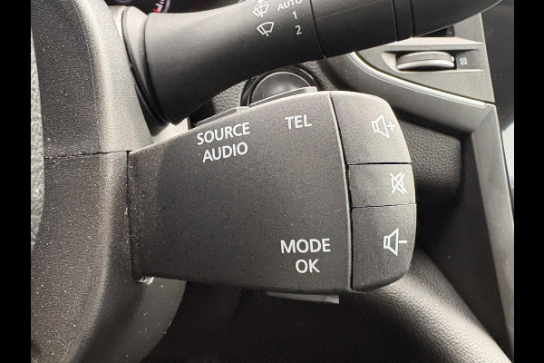 Renault Talisman 1.6 TCe Intens 150pk Automaat Trekhaak | 4Control | BOSE Audio | Dodehoeksensoren | Navigatie | Achteruitrijcamera | Full LED | Renault Talisman 1.6 TCe Intens 150pk Automaat Trekhaak | 4Control | BOSE Audio | Dodehoeksensoren | Navigatie | Achteruitrijcamera | Full LED |