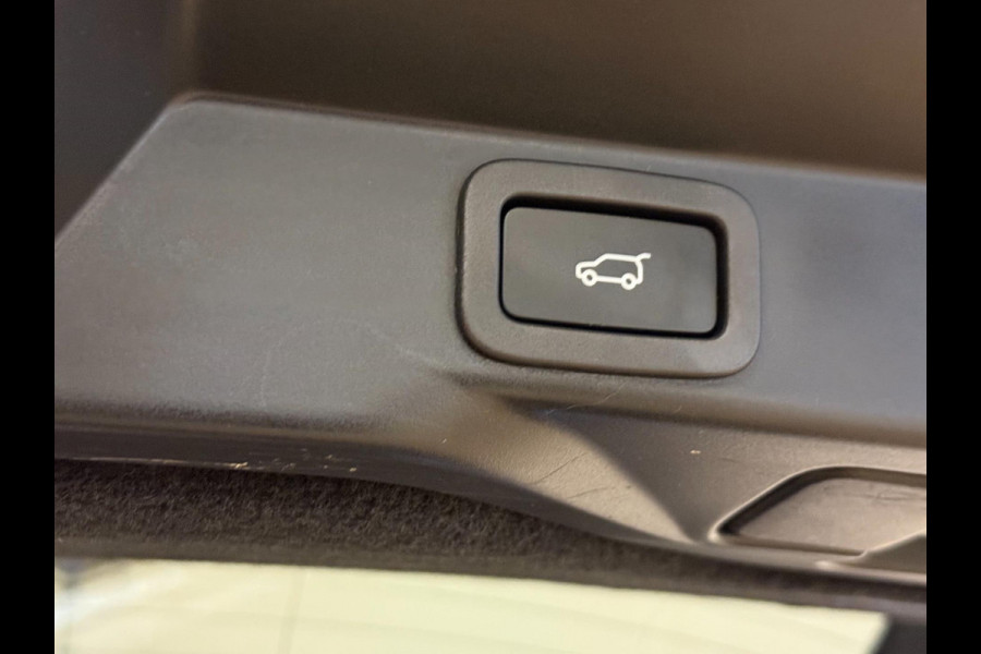 Land Rover Range Rover Sport 5.0 V8 SC SVR|PANO|576PK|VOL|INRUIL MOGELIJK