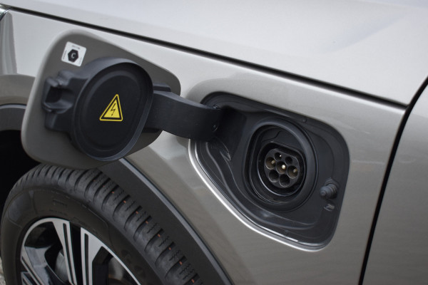 Volvo XC40 T5 262PK Plug-in Hybrid Inscription | Trekhaak | 1e eigenaar | BLIS | ACC | Leer | Camera | 19"LMV | Stoelverwarming Volvo XC40 T5 262PK Plug-in Hybrid Inscription | Trekhaak | 1e eigenaar | BLIS | ACC | Leer | Camera | 19"LMV | Stoelverwarming