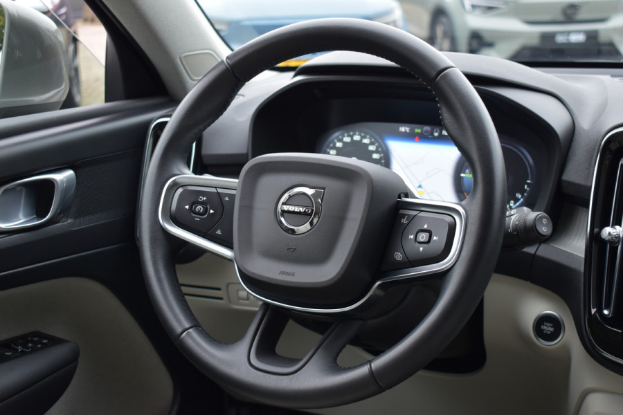 Volvo XC40 T5 262PK Plug-in Hybrid Inscription | Trekhaak | 1e eigenaar | BLIS | ACC | Leer | Camera | 19"LMV | Stoelverwarming Volvo XC40 T5 262PK Plug-in Hybrid Inscription | Trekhaak | 1e eigenaar | BLIS | ACC | Leer | Camera | 19"LMV | Stoelverwarming
